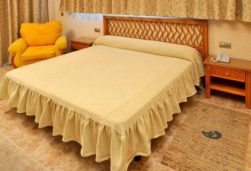 סוויטה דלוקס, Kaktus Hotel Kaktus Albir