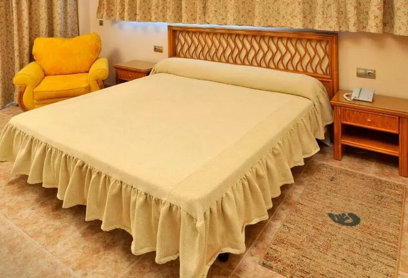 سوییت لوکس, Kaktus Hotel Kaktus Albir