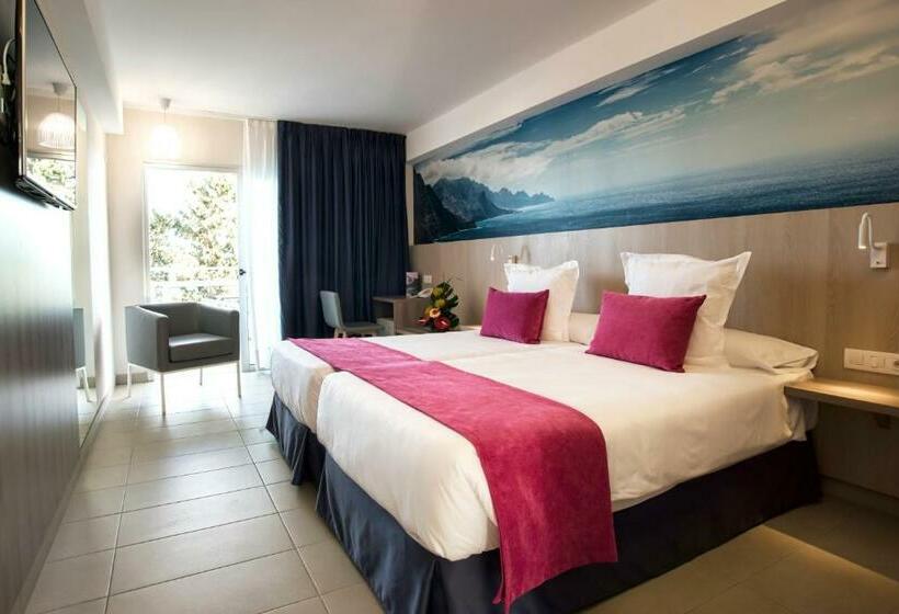 Номер Deluxe, Labranda Marieta & Spa   Adults Only