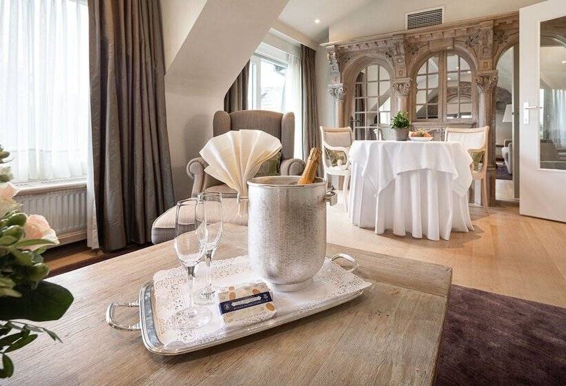 Люкс Повышенной Комфортности, Manoir Du Dragon