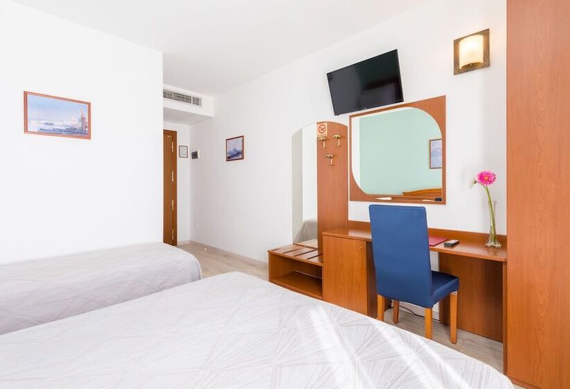 חדר סטנדרט לשלושה, Palladio