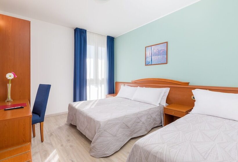 חדר סטנדרט לשלושה, Palladio