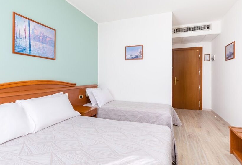 חדר סטנדרט לארבעה, Palladio