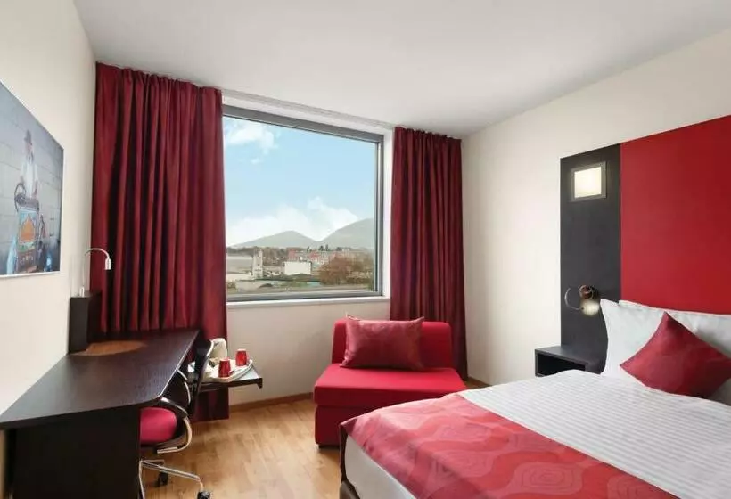 اتاق استاندارد با تخت بزرگ, Ramada Encore By Wyndham Geneva