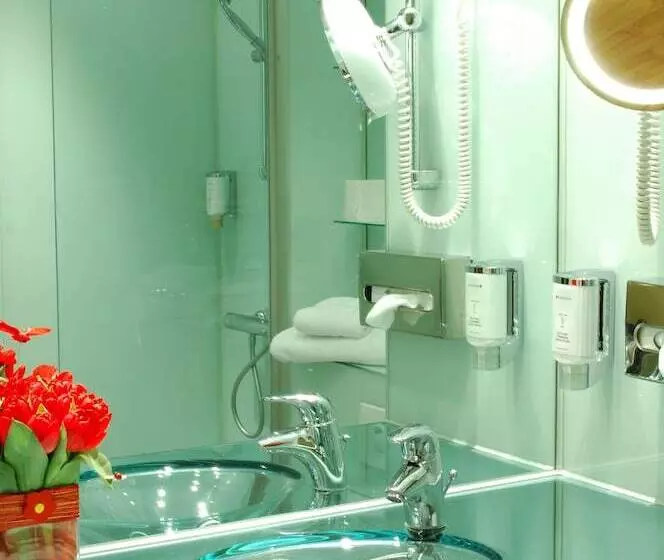 اتاق استاندارد, Ramada Encore By Wyndham Geneva