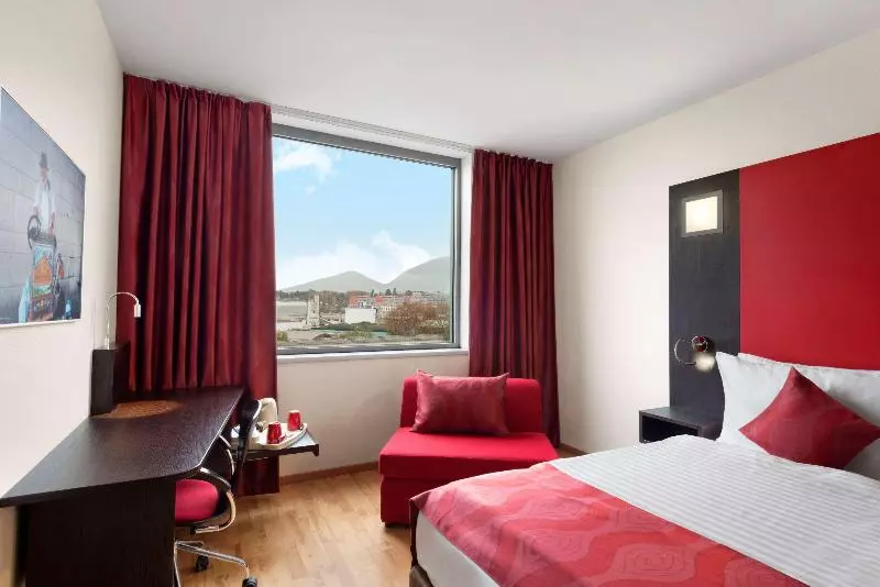 اتاق استاندارد, Ramada Encore By Wyndham Geneva