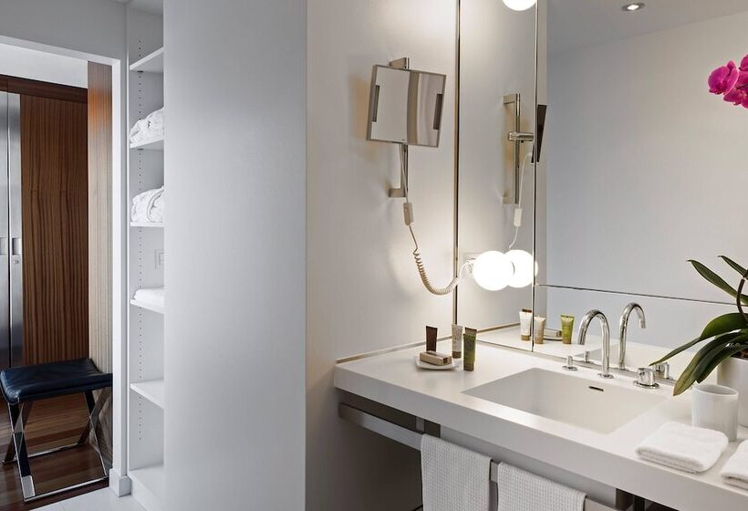 阁楼房, The Hotel Lucerne, Autograph Collection