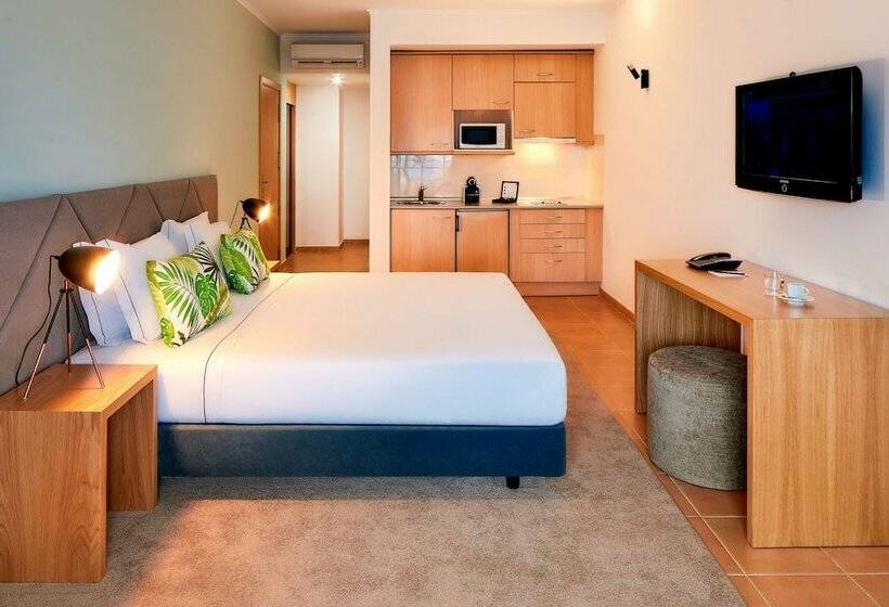 Студия Стандарт, NH Marina Portimao Resort