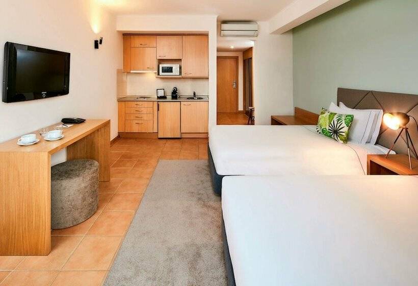 Студия Стандарт, NH Marina Portimao Resort