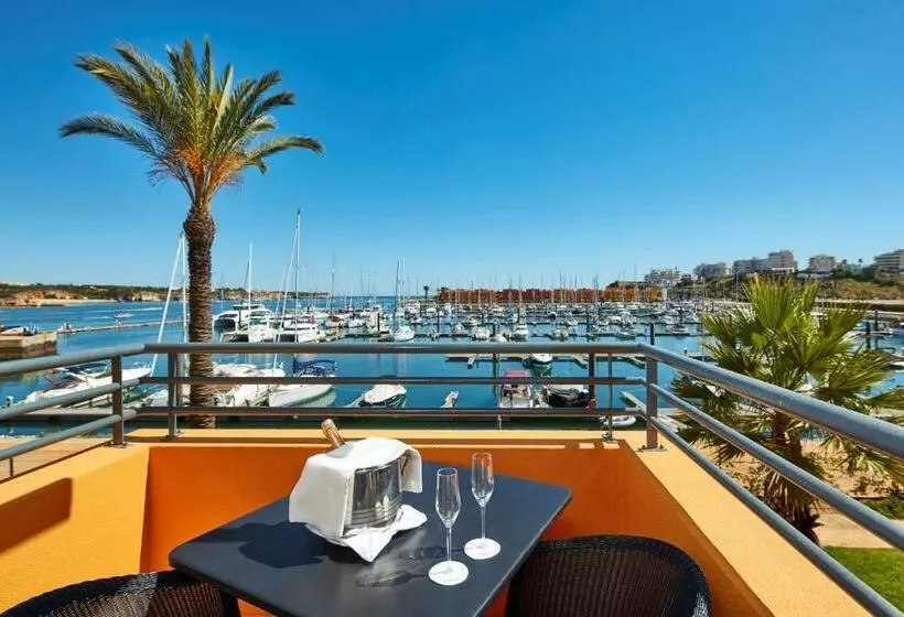 ファミリーステューディオ, NH Marina Portimao Resort