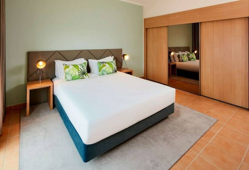 Апартаменты 1 Спальня, NH Marina Portimao Resort