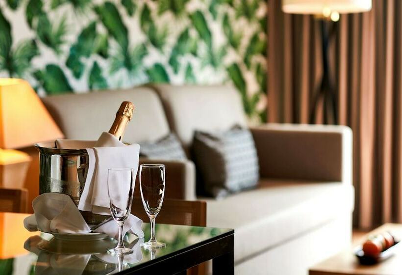 Апартаменты 2 Спальни, NH Marina Portimao Resort