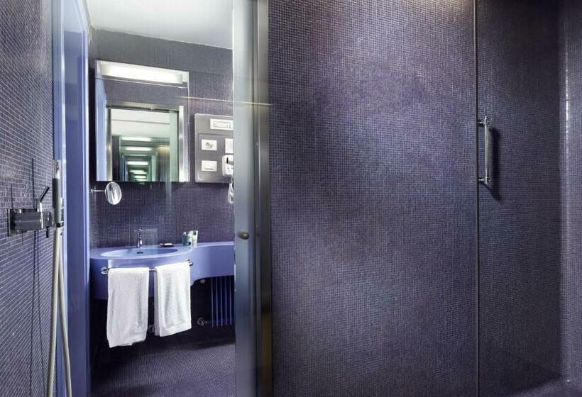 اتاق کلاسیک یک تخته, Unahotels Vittoria Firenze