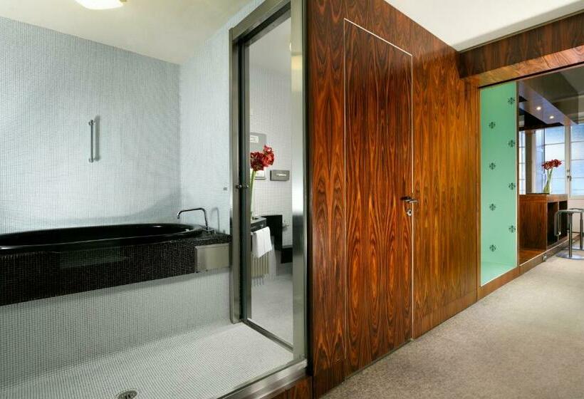 اتاق اجرایی, Unahotels Vittoria Firenze