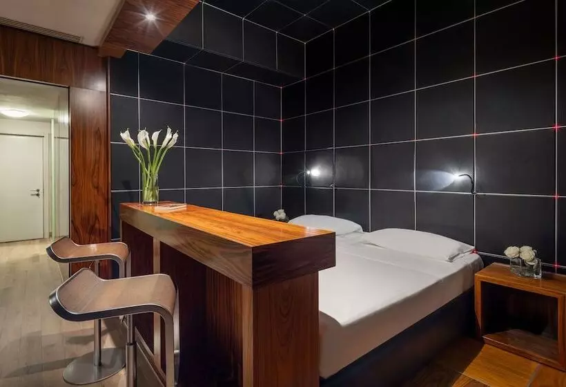 Classic-huone, Unahotels Vittoria Firenze