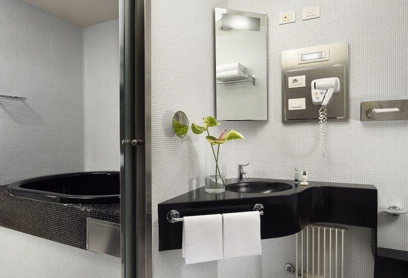 اتاق اجرایی, Unahotels Vittoria Firenze