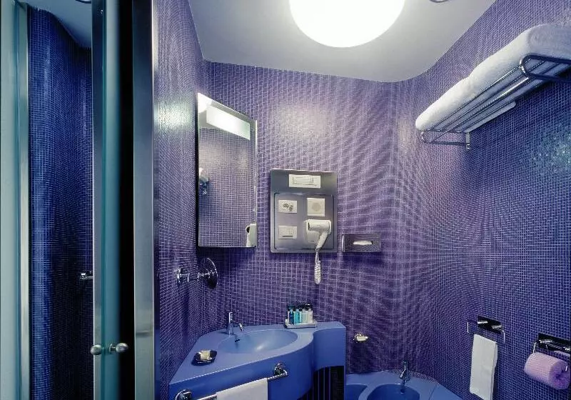 Classic Yhden Hengen Huone, Unahotels Vittoria Firenze