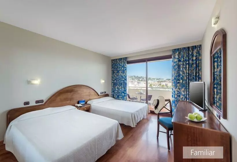 اتاق خانوادگی, Gran Hotel Costa del Sol