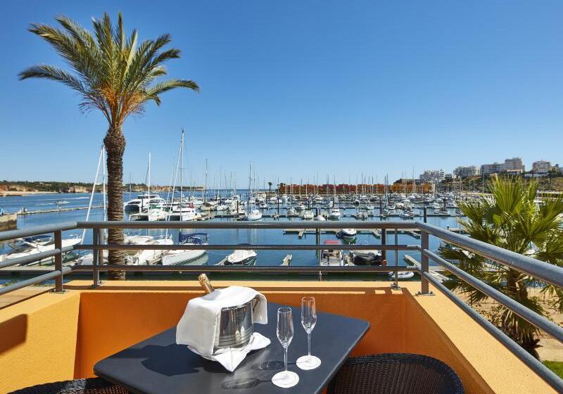 스탠다드 스튜디오, NH Marina Portimao Resort