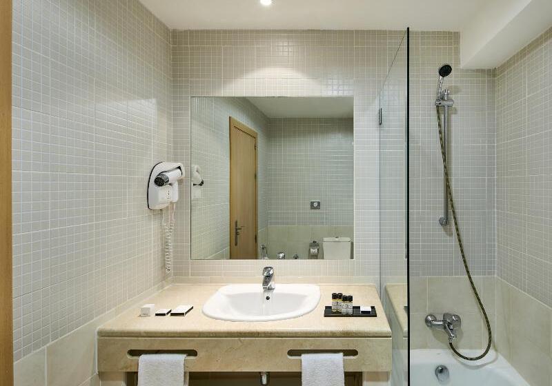 스탠다드 스튜디오, NH Marina Portimao Resort