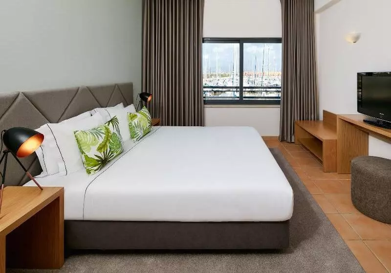 テラス付き１ベッドルームアパートメント, NH Marina Portimao Resort