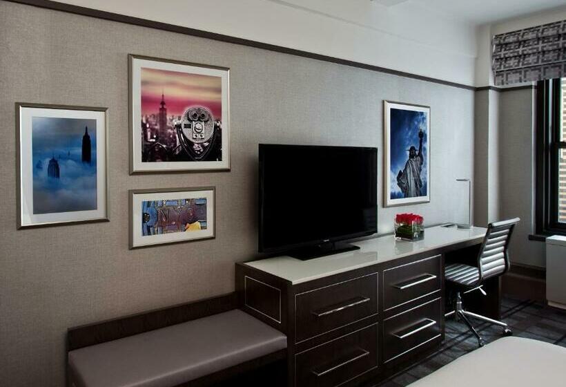 高级客房, Park Central