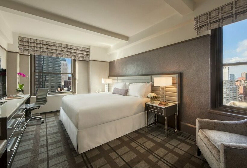 高级客房, Park Central