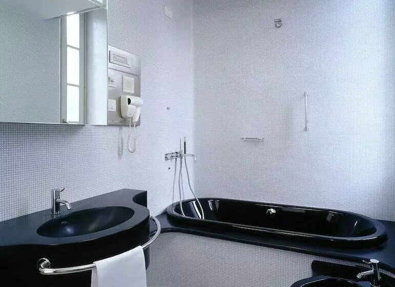 Classic-huone, Unahotels Vittoria Firenze