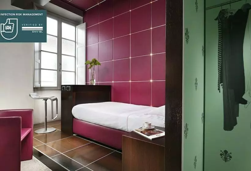 Classic Yhden Hengen Huone, Unahotels Vittoria Firenze