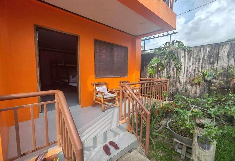 اتاق خانوادگی, Summer Homes Beach Resort And Cottages Palawan