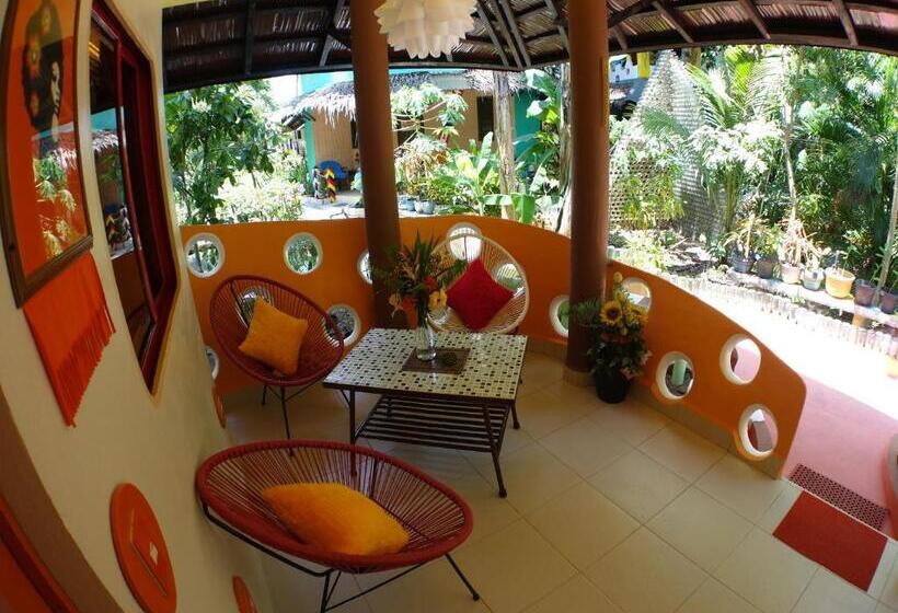 اتاق استاندارد با چشمانداز باغ, Takatuka Beach Resort