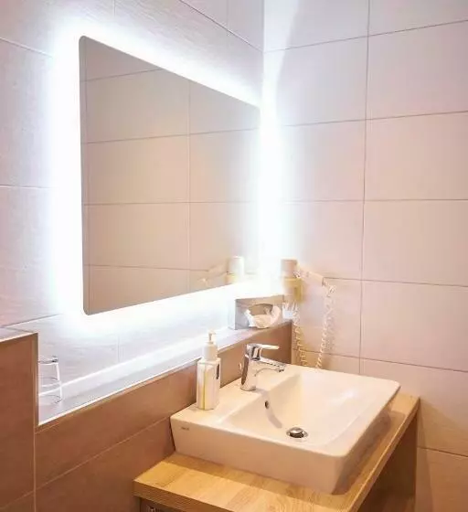 コンフォートルーム, Flairhotel Hubertus