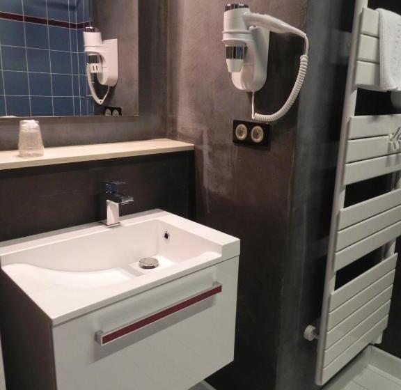 コンフォートルーム, Hôtel   Restaurant Au Tonnelier