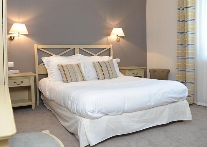 Номер Стандарт, Hôtel D'angleterre