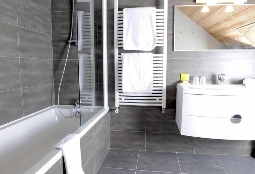 جناح جونيور, Hôtel D'angleterre