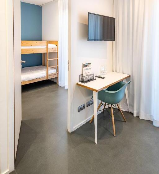 4인용 스탠다드 룸, Hôtel Restaurant Le Résinier