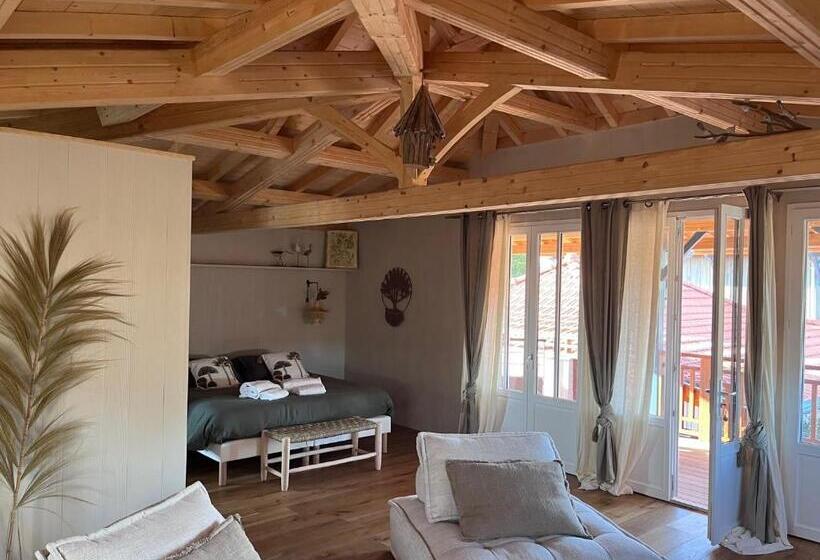 شقة ديلوكس غرفة واحدة, Hôtel Restaurant Le Résinier