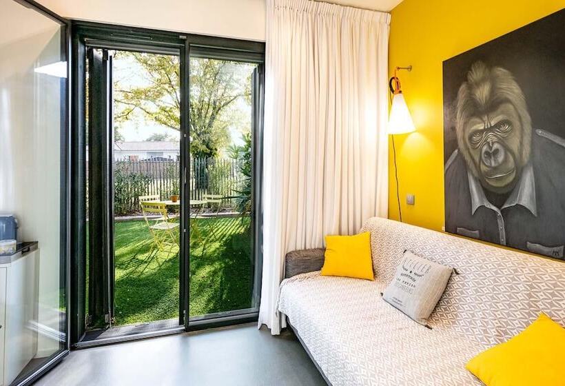 스위트, Hôtel Restaurant Le Résinier