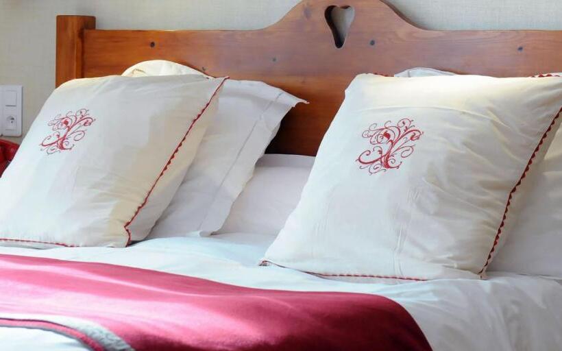 高级大房间, Le Lion D Or