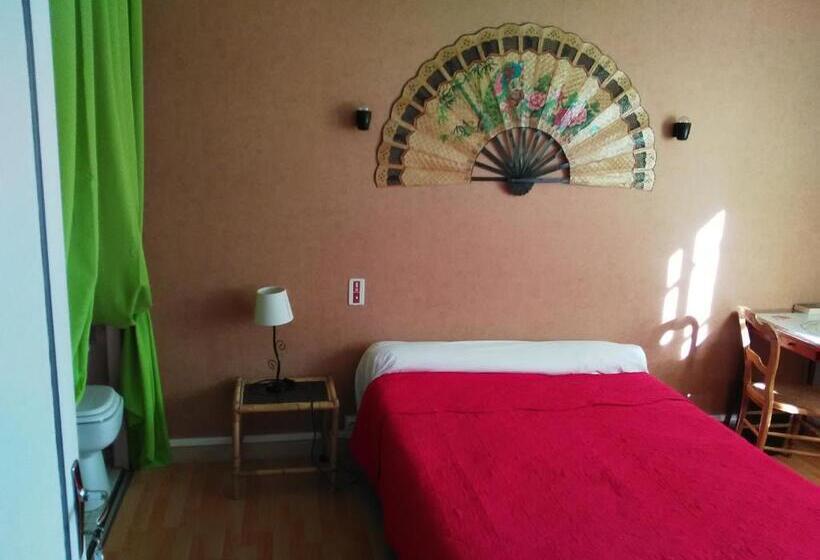 スタンダードルーム, Le Relais De La Marche