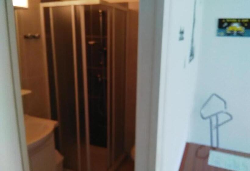 スタンダードルーム, Le Relais De La Marche