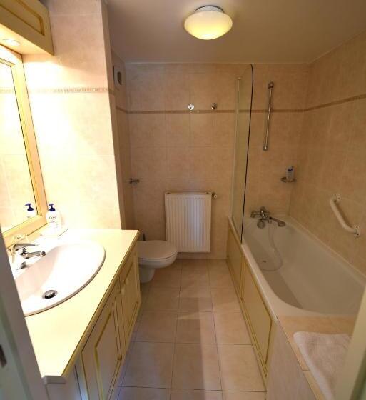 غرفة قياسية ثلاثية, Les Lodges Du Lac