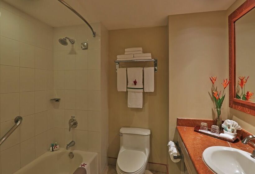 חדר סטנדרט שתי מיטות זוגיות, Four Points San Jose Costa Rica