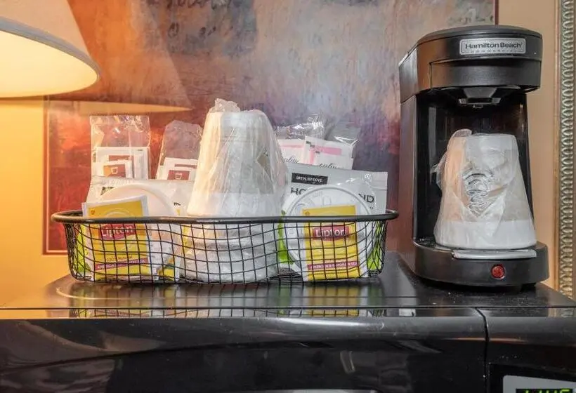 اتاق سوپریور با تخت بزرگ, Red Roof Inn & Suites Oxford