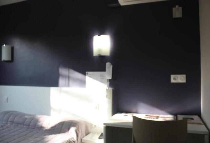 Классический Номер, Logis Hotel Restaurant Le Flamant Rose Camargue