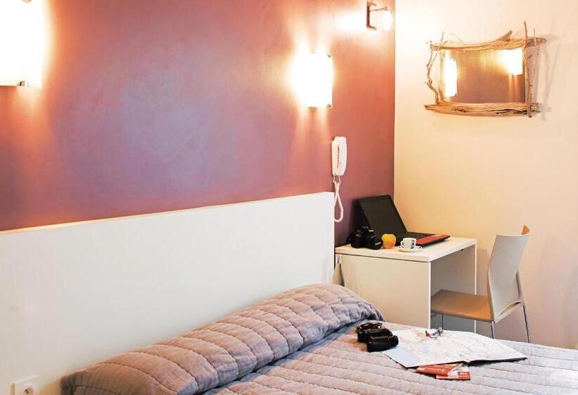 Классический Номер, Logis Hotel Restaurant Le Flamant Rose Camargue