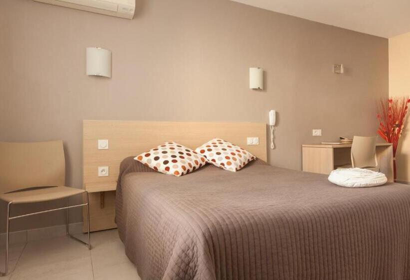 Классический Номер, Logis Hotel Restaurant Le Flamant Rose Camargue