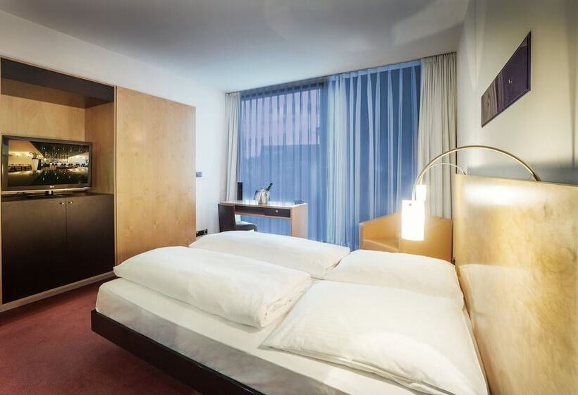 Номер Стандарт, Innside By Meliá Düsseldorf Seestern