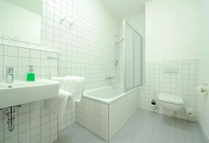 スイート, Flair Hotel Reuner