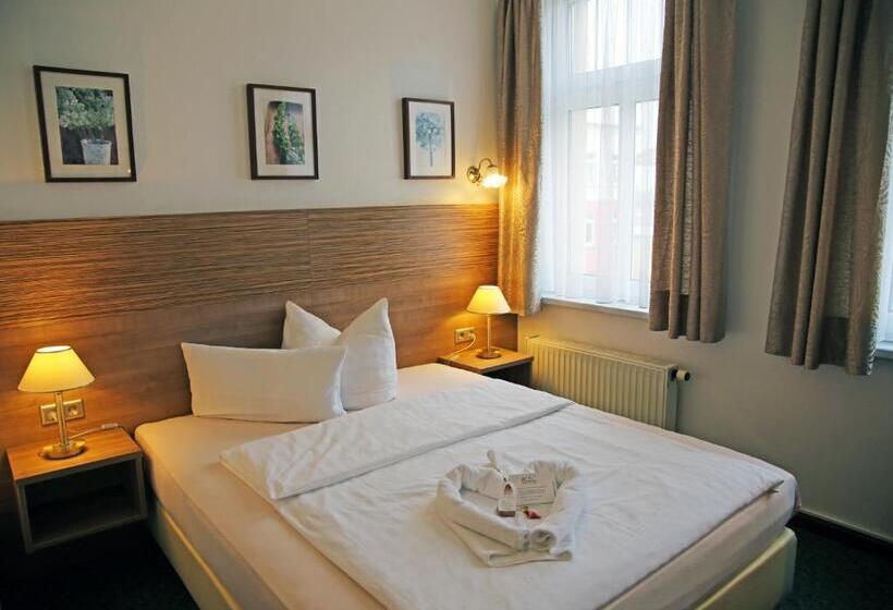 컴포트 싱글 룸, Alt Connewitz